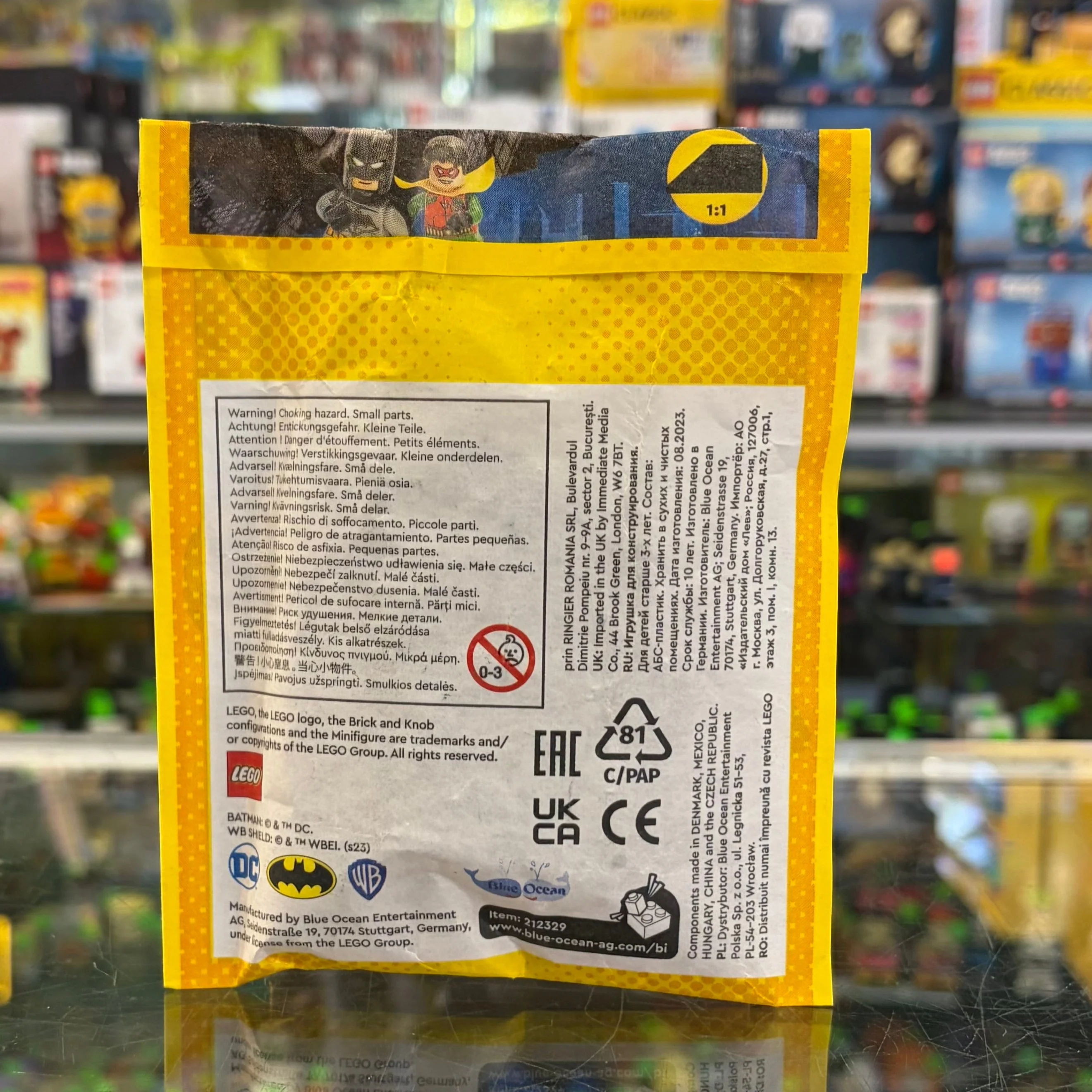 Batwing Paper Bag, 212329 - LEGO® DC Set - Image 2