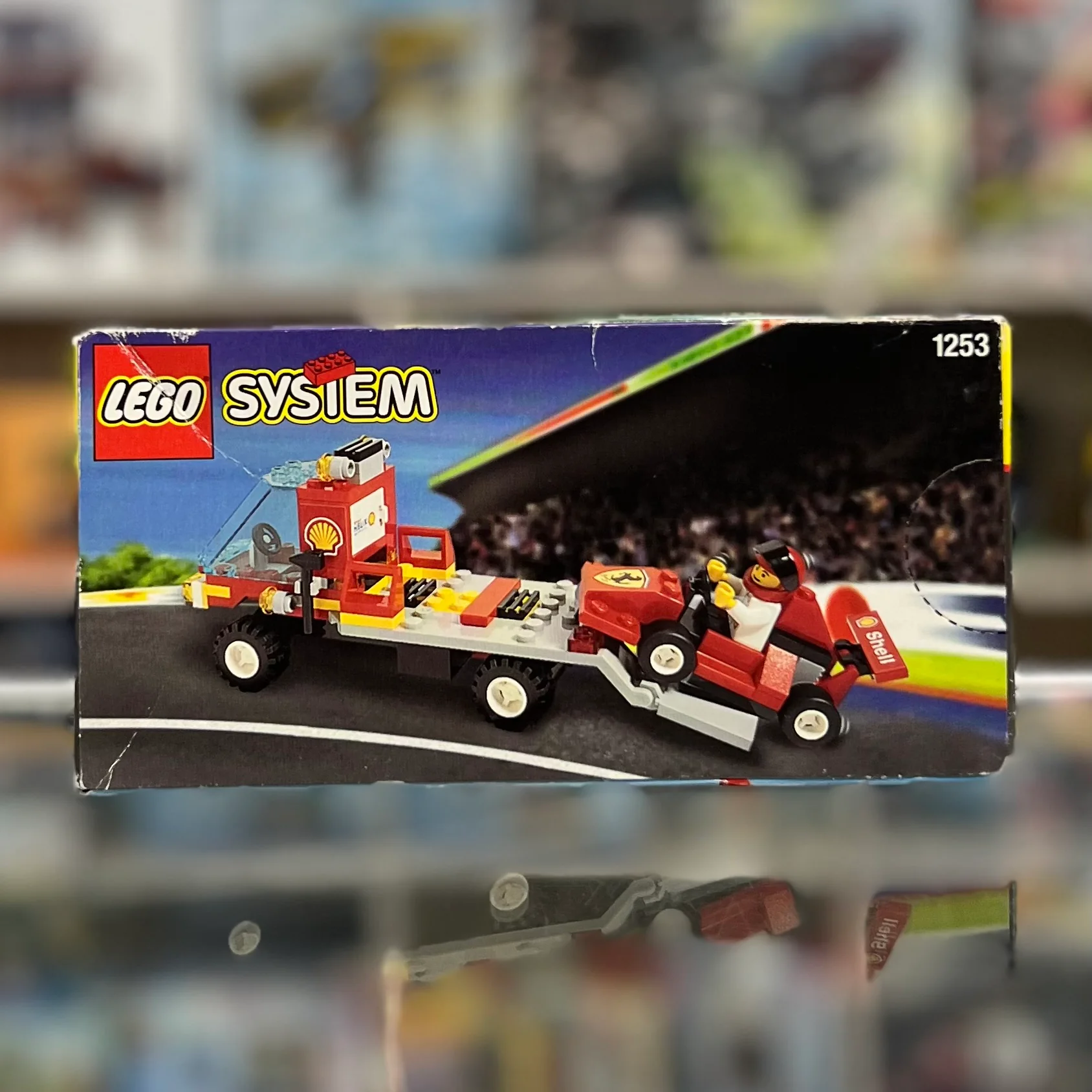 Shell Car Transporter, 1253 - LEGO® Town Set - Image 2